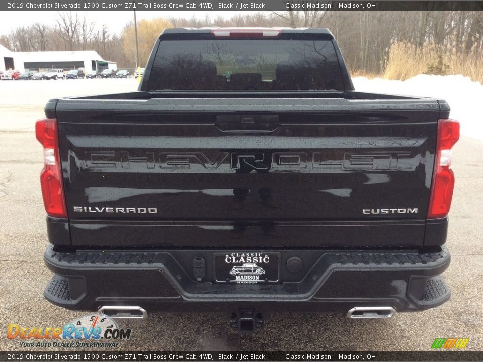 2019 Chevrolet Silverado 1500 Custom Z71 Trail Boss Crew Cab 4WD Black / Jet Black Photo #5