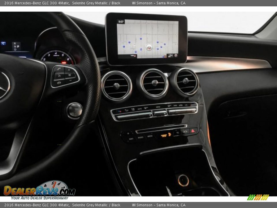 2016 Mercedes-Benz GLC 300 4Matic Selenite Grey Metallic / Black Photo #5