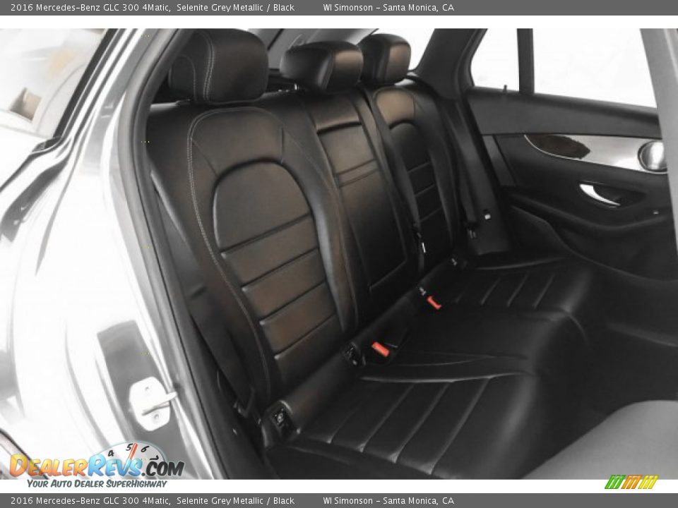 2016 Mercedes-Benz GLC 300 4Matic Selenite Grey Metallic / Black Photo #13