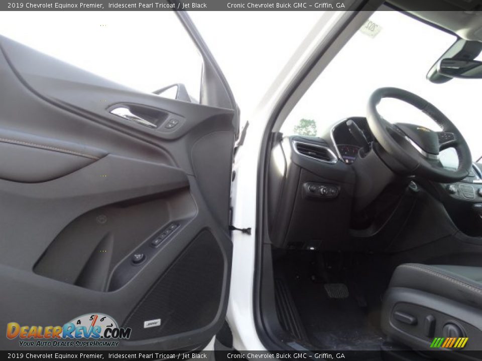 2019 Chevrolet Equinox Premier Iridescent Pearl Tricoat / Jet Black Photo #11