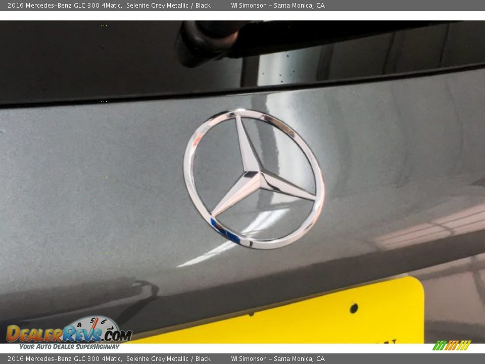 2016 Mercedes-Benz GLC 300 4Matic Selenite Grey Metallic / Black Photo #28