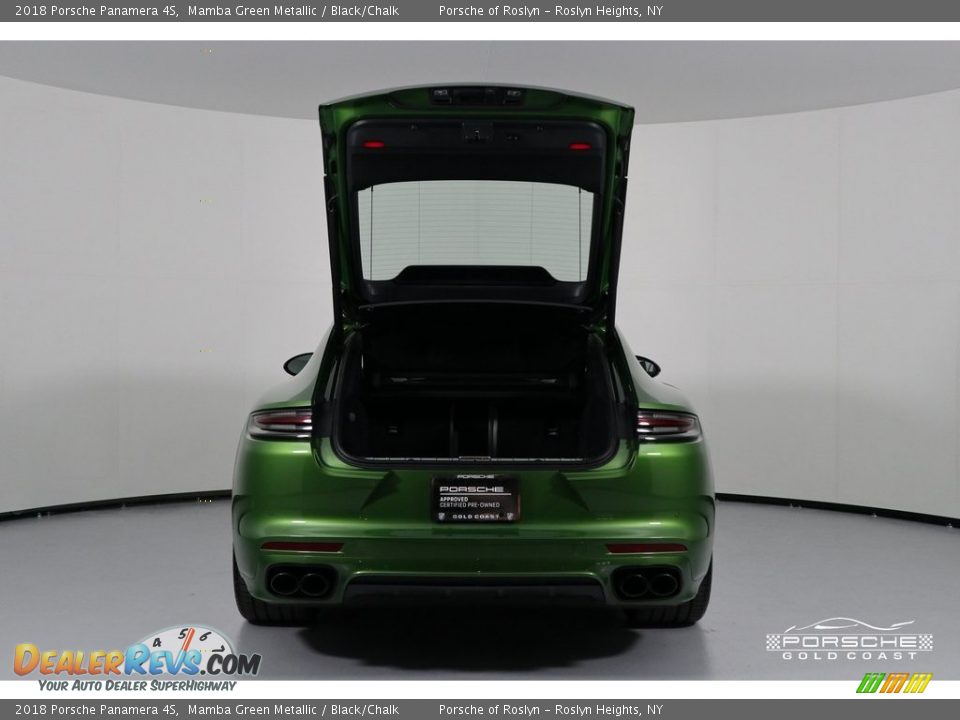 2018 Porsche Panamera 4S Mamba Green Metallic / Black/Chalk Photo #10