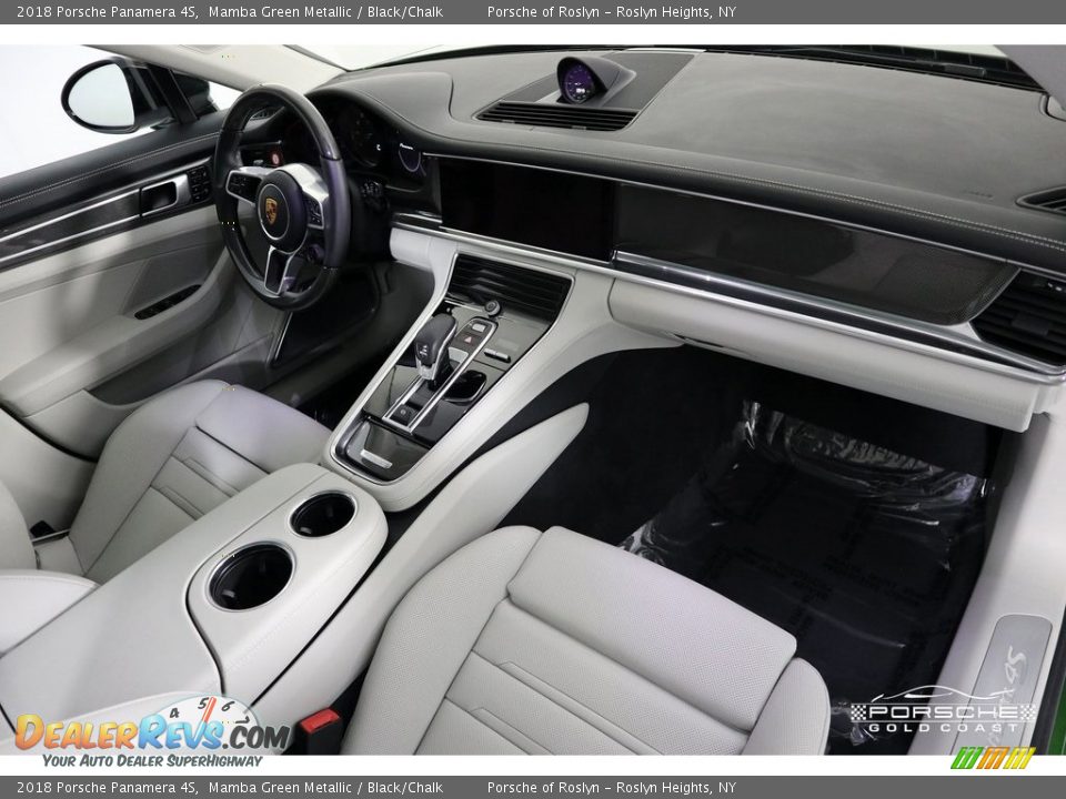 Black/Chalk Interior - 2018 Porsche Panamera 4S Photo #27