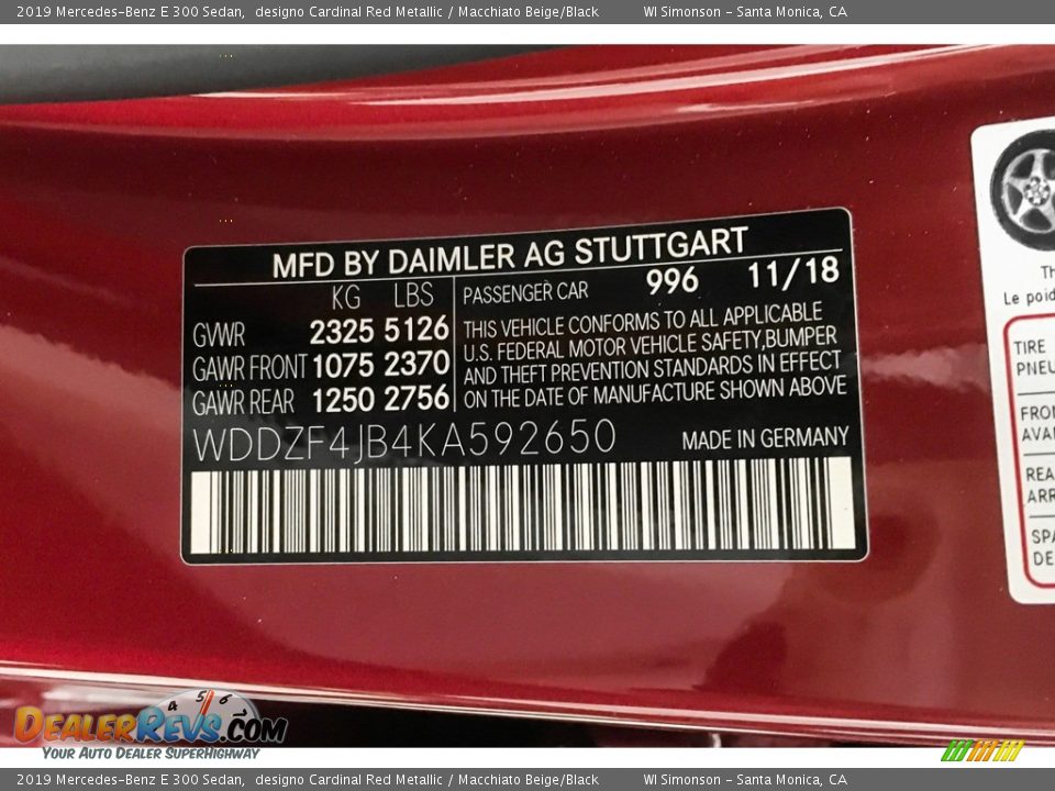 2019 Mercedes-Benz E 300 Sedan designo Cardinal Red Metallic / Macchiato Beige/Black Photo #11