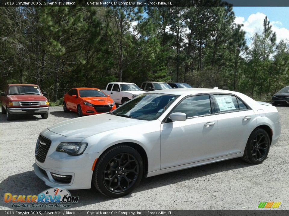 2019 Chrysler 300 S Silver Mist / Black Photo #1