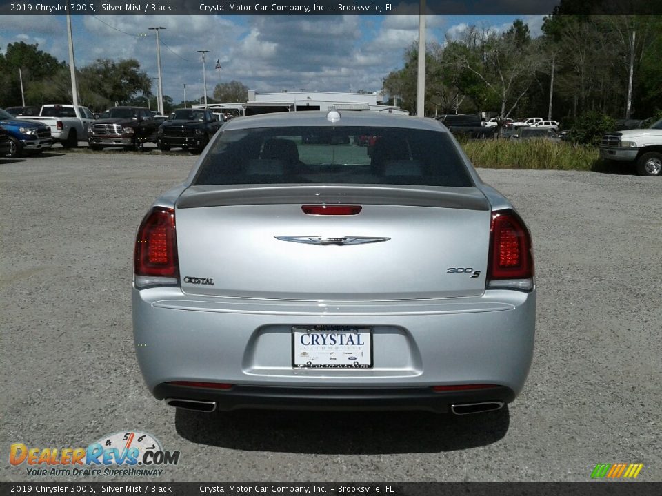 2019 Chrysler 300 S Silver Mist / Black Photo #4