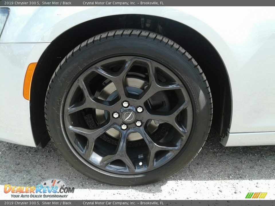 2019 Chrysler 300 S Wheel Photo #20