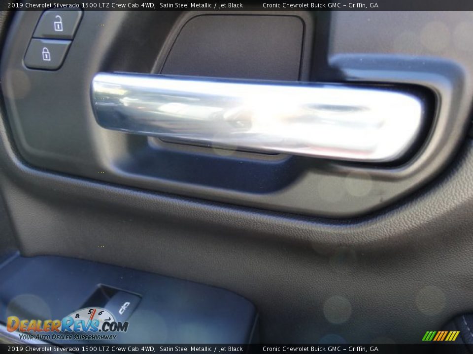 2019 Chevrolet Silverado 1500 LTZ Crew Cab 4WD Satin Steel Metallic / Jet Black Photo #32