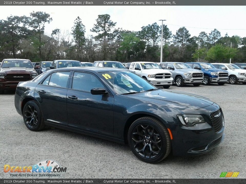 2019 Chrysler 300 Touring Maximum Steel Metallic / Black Photo #7