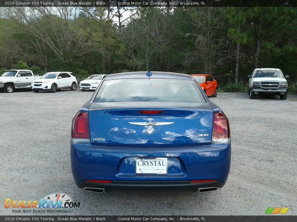 2019 Chrysler 300 Touring Ocean Blue Metallic / Black Photo #4