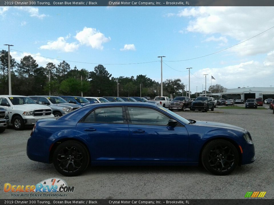 2019 Chrysler 300 Touring Ocean Blue Metallic / Black Photo #6