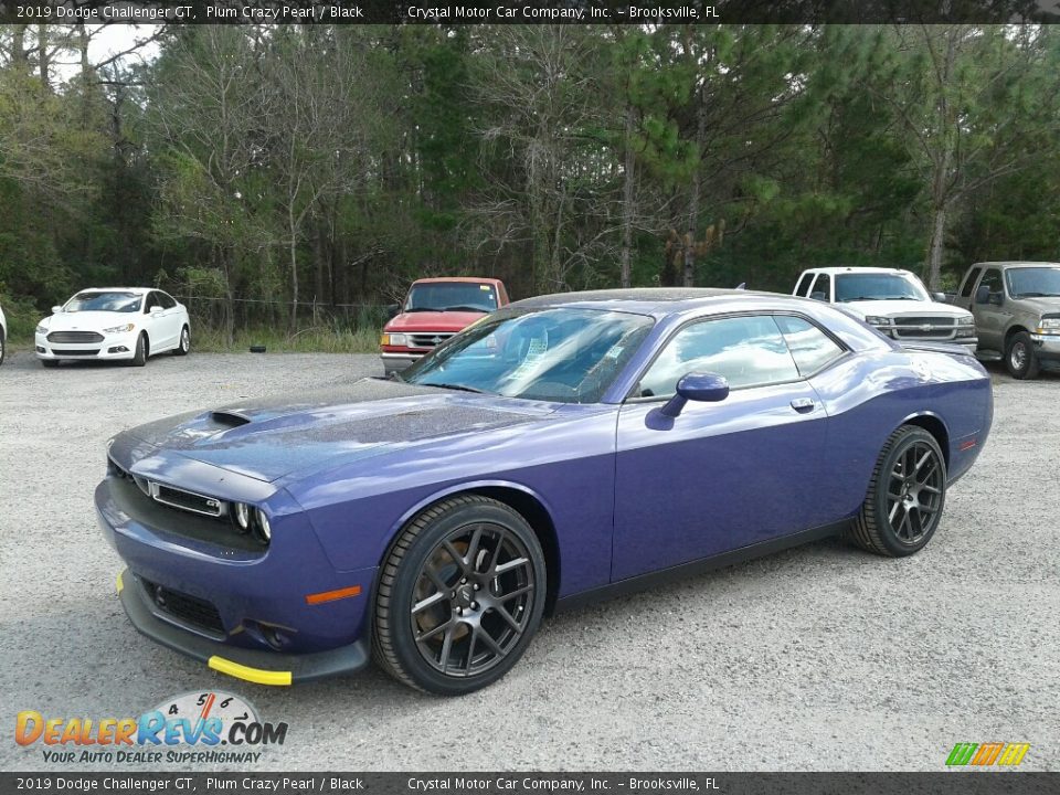 Front 3/4 View of 2019 Dodge Challenger GT Photo #1