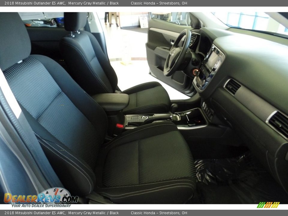2018 Mitsubishi Outlander ES AWC Mercury Gray Metallic / Black Photo #16