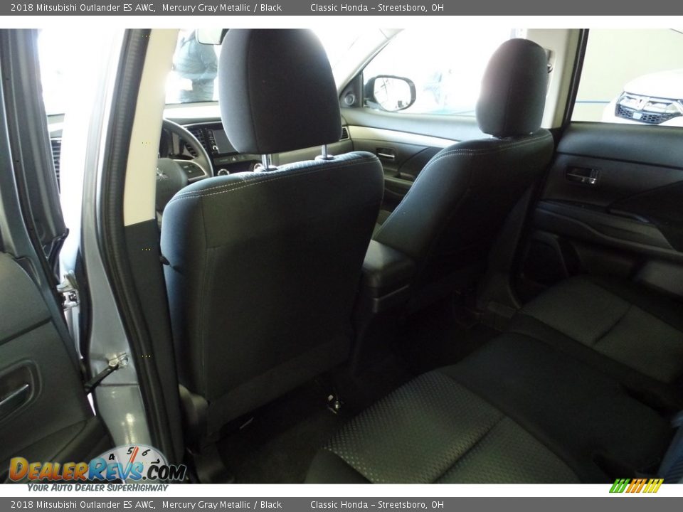 2018 Mitsubishi Outlander ES AWC Mercury Gray Metallic / Black Photo #23