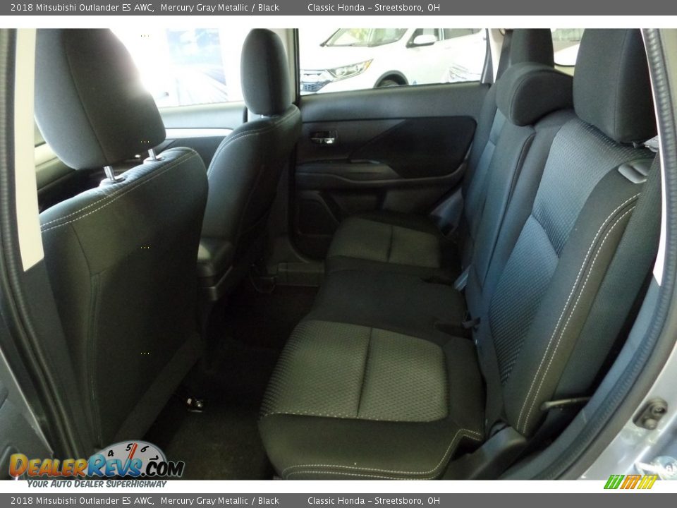 2018 Mitsubishi Outlander ES AWC Mercury Gray Metallic / Black Photo #24