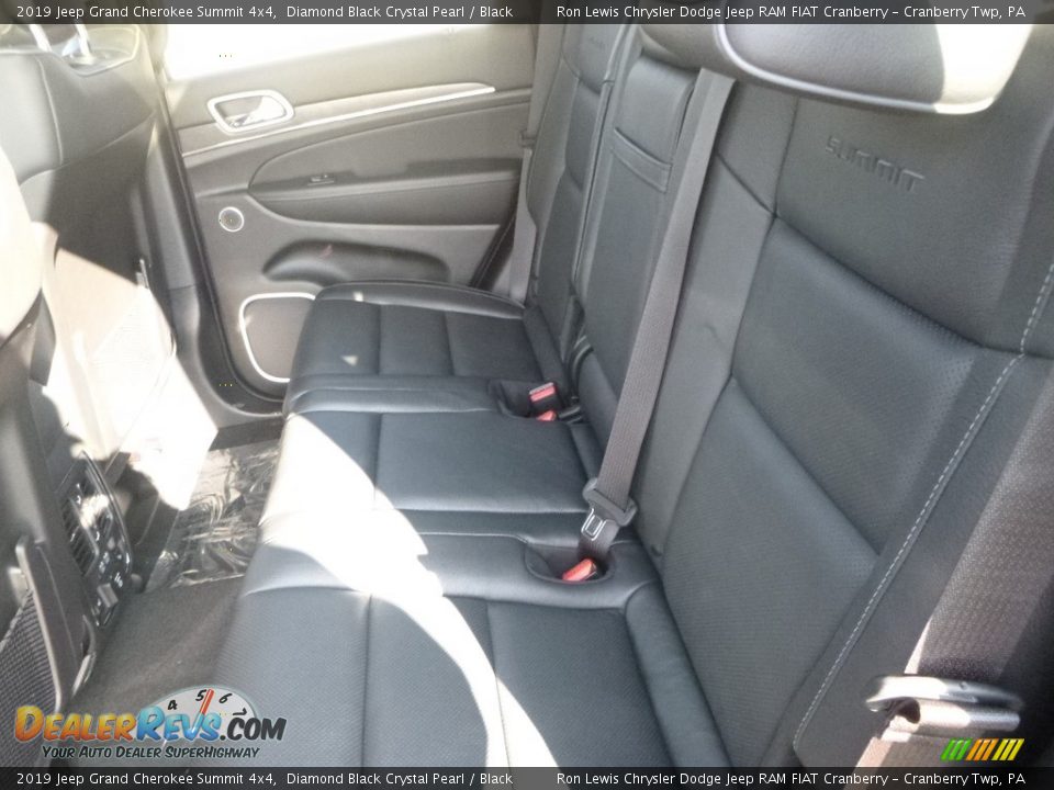 2019 Jeep Grand Cherokee Summit 4x4 Diamond Black Crystal Pearl / Black Photo #12
