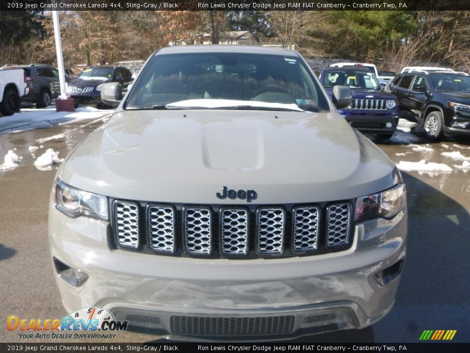 2019 Jeep Grand Cherokee Laredo 4x4 Sting-Gray / Black Photo #8