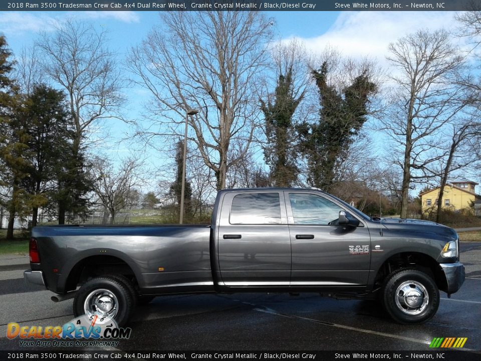 2018 Ram 3500 Tradesman Crew Cab 4x4 Dual Rear Wheel Granite Crystal Metallic / Black/Diesel Gray Photo #5