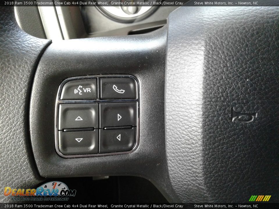 2018 Ram 3500 Tradesman Crew Cab 4x4 Dual Rear Wheel Granite Crystal Metallic / Black/Diesel Gray Photo #15