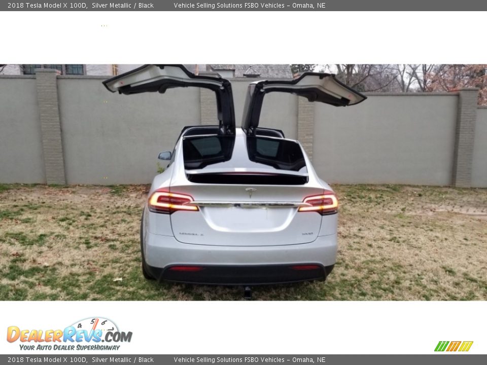 2018 Tesla Model X 100D Silver Metallic / Black Photo #15
