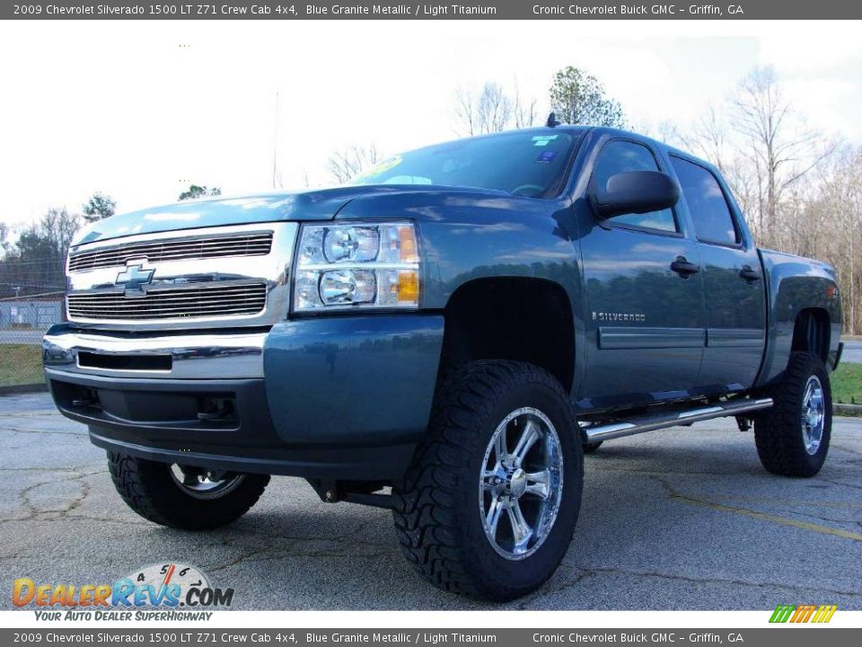 2009 Chevrolet Silverado 1500 LT Z71 Crew Cab 4x4 Blue Granite Metallic / Light Titanium Photo #2