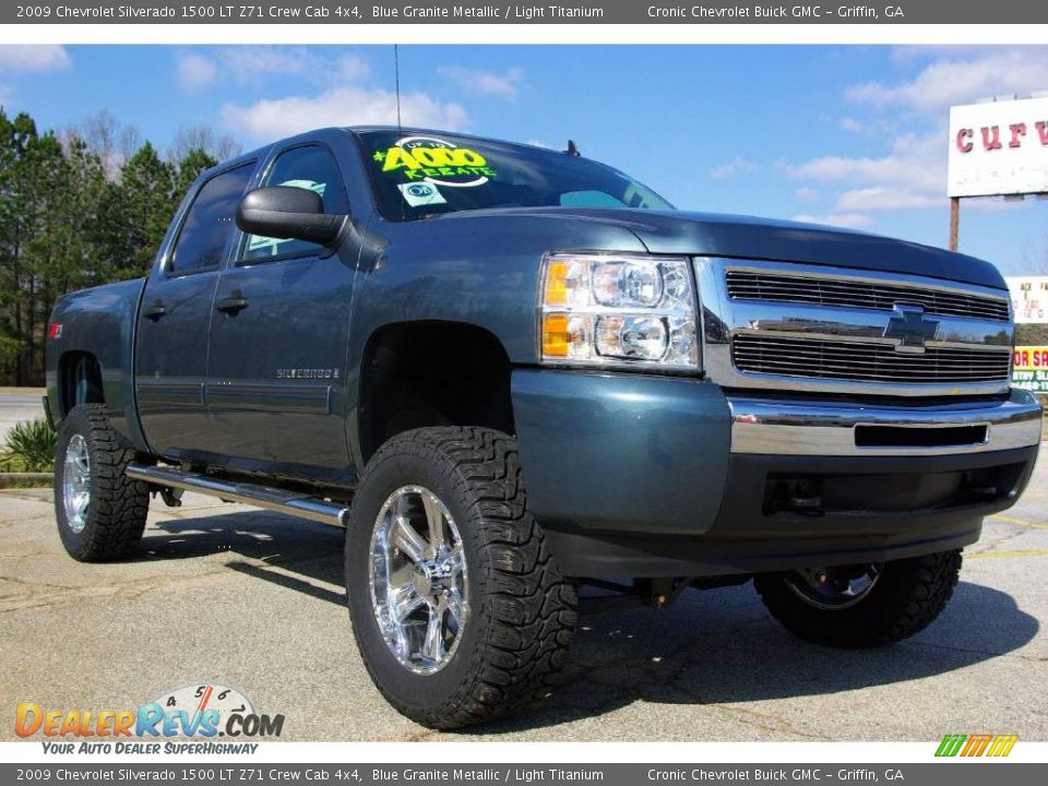 2009 Chevrolet Silverado 1500 LT Z71 Crew Cab 4x4 Blue Granite Metallic / Light Titanium Photo #4