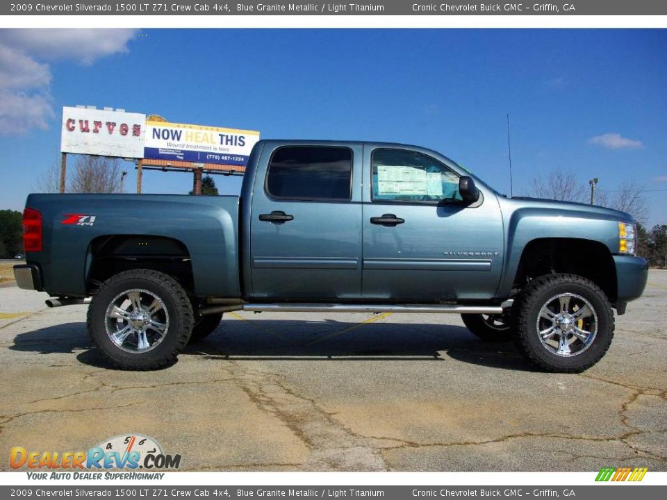 2009 Chevrolet Silverado 1500 LT Z71 Crew Cab 4x4 Blue Granite Metallic / Light Titanium Photo #5