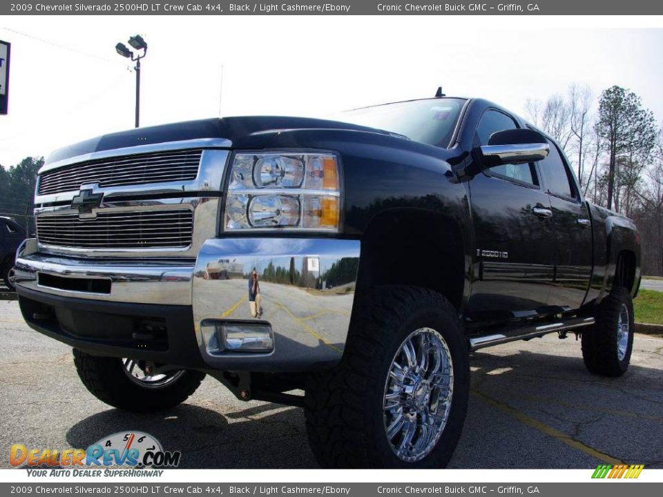 2009 Chevrolet Silverado 2500HD LT Crew Cab 4x4 Black / Light Cashmere/Ebony Photo #2
