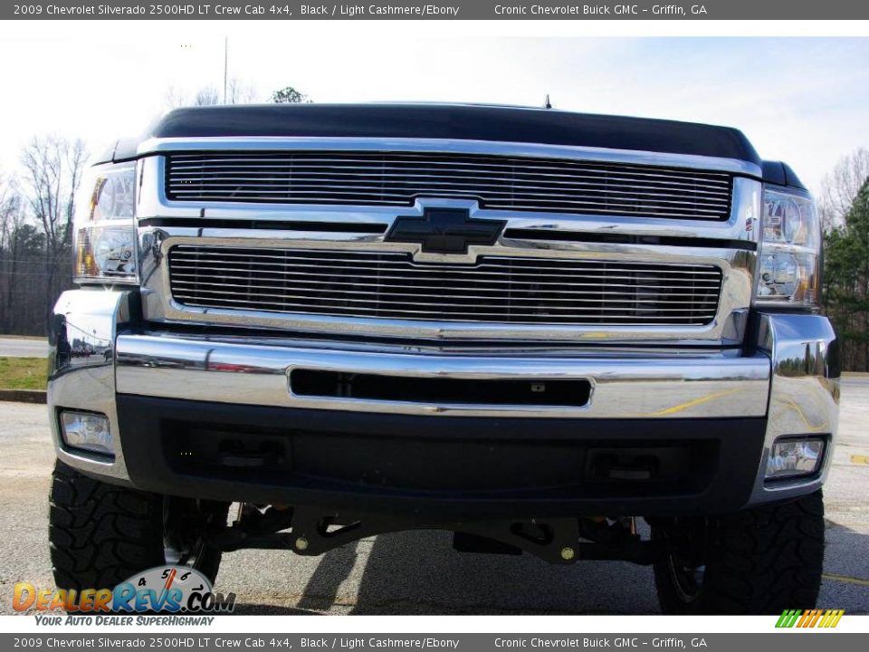 2009 Chevrolet Silverado 2500HD LT Crew Cab 4x4 Black / Light Cashmere/Ebony Photo #3