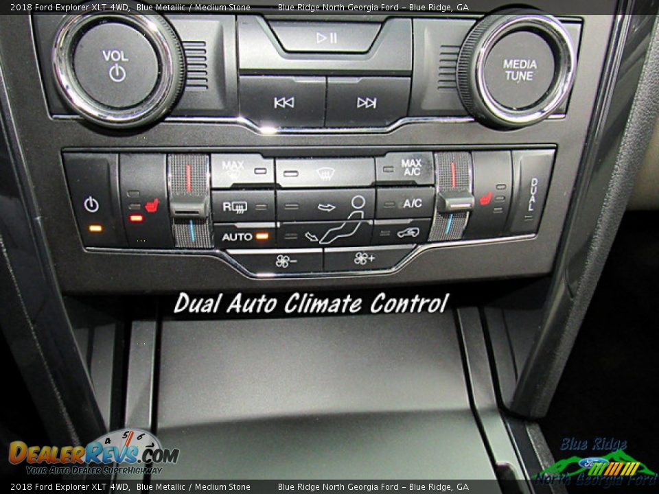2018 Ford Explorer XLT 4WD Blue Metallic / Medium Stone Photo #19