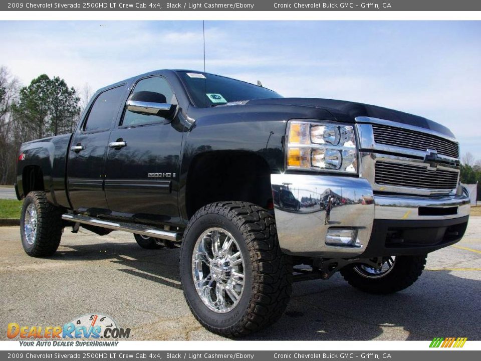 2009 Chevrolet Silverado 2500HD LT Crew Cab 4x4 Black / Light Cashmere/Ebony Photo #4