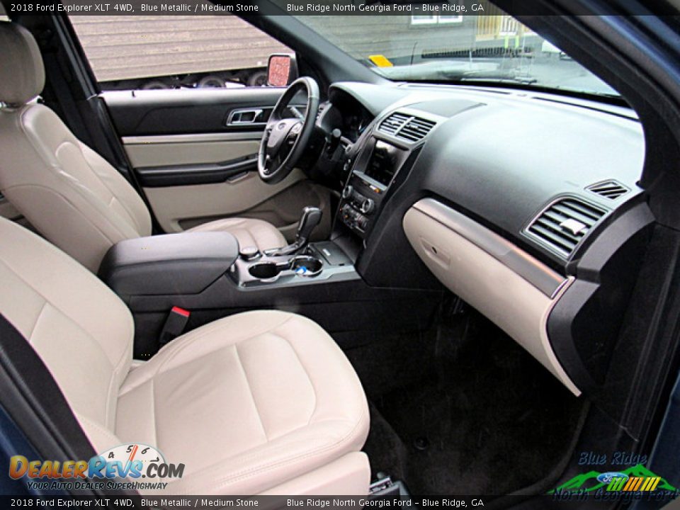 2018 Ford Explorer XLT 4WD Blue Metallic / Medium Stone Photo #27