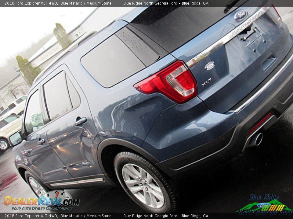 2018 Ford Explorer XLT 4WD Blue Metallic / Medium Stone Photo #32