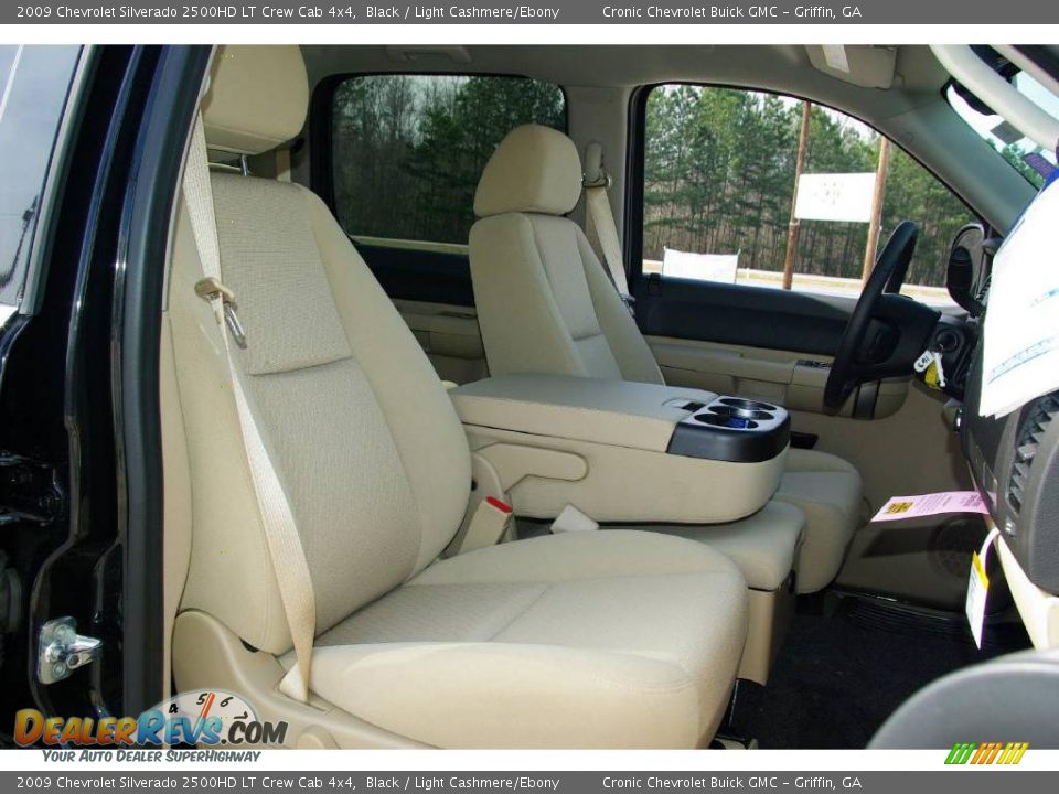 2009 Chevrolet Silverado 2500HD LT Crew Cab 4x4 Black / Light Cashmere/Ebony Photo #17