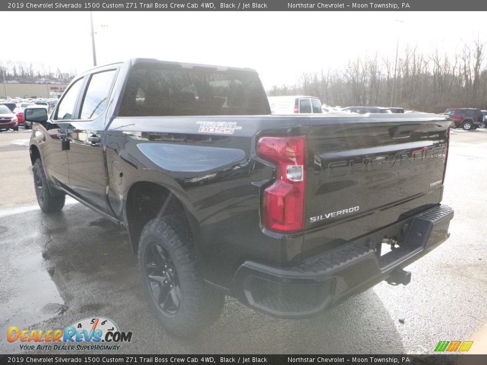 2019 Chevrolet Silverado 1500 Custom Z71 Trail Boss Crew Cab 4WD Black / Jet Black Photo #3