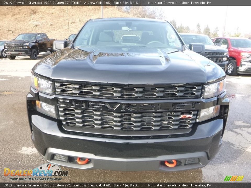 2019 Chevrolet Silverado 1500 Custom Z71 Trail Boss Crew Cab 4WD Black / Jet Black Photo #8