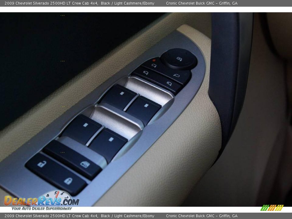 2009 Chevrolet Silverado 2500HD LT Crew Cab 4x4 Black / Light Cashmere/Ebony Photo #31