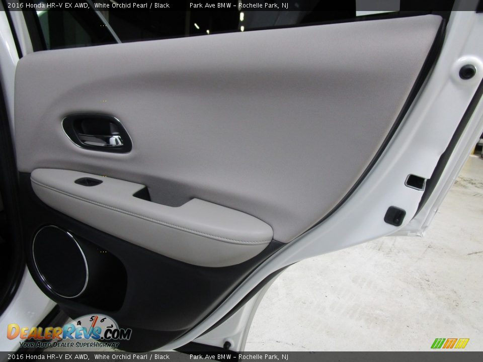 2016 Honda HR-V EX AWD White Orchid Pearl / Black Photo #16