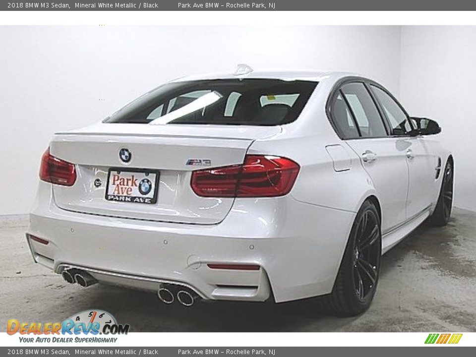 2018 BMW M3 Sedan Mineral White Metallic / Black Photo #6