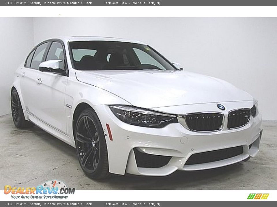 2018 BMW M3 Sedan Mineral White Metallic / Black Photo #7