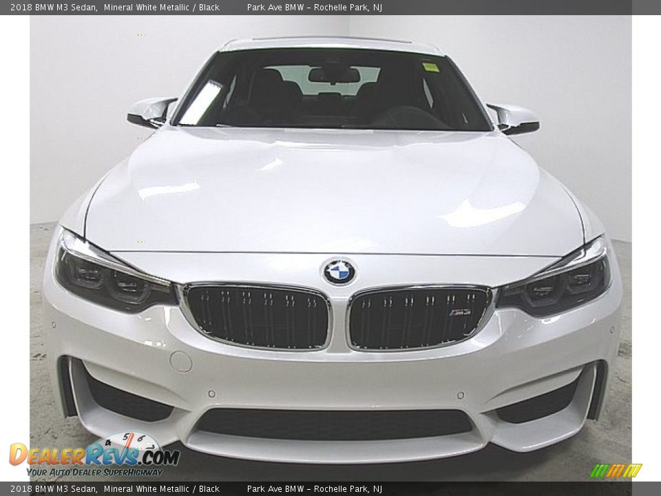 2018 BMW M3 Sedan Mineral White Metallic / Black Photo #8