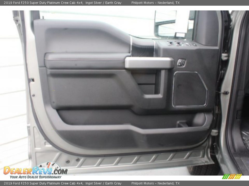 2019 Ford F250 Super Duty Platinum Crew Cab 4x4 Ingot Silver / Earth Gray Photo #9