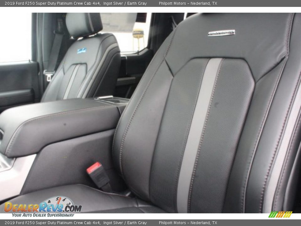 2019 Ford F250 Super Duty Platinum Crew Cab 4x4 Ingot Silver / Earth Gray Photo #10