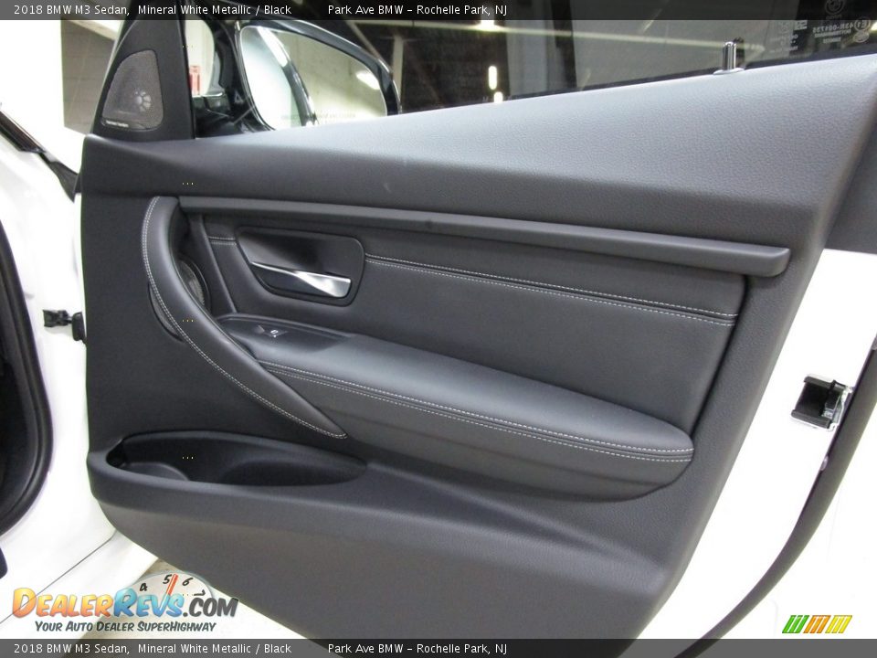 2018 BMW M3 Sedan Mineral White Metallic / Black Photo #15