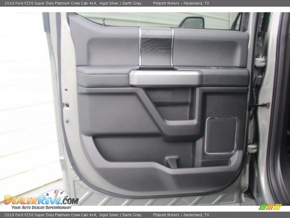 2019 Ford F250 Super Duty Platinum Crew Cab 4x4 Ingot Silver / Earth Gray Photo #16