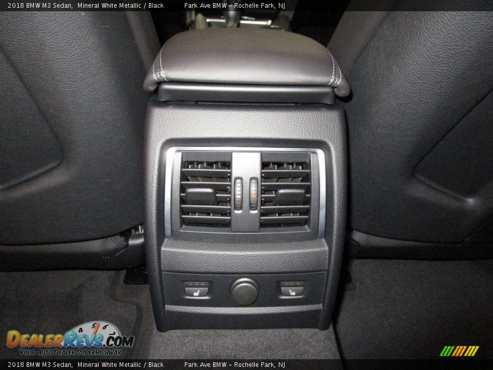 2018 BMW M3 Sedan Mineral White Metallic / Black Photo #21