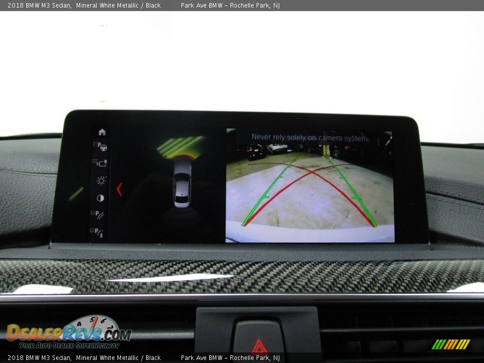 2018 BMW M3 Sedan Mineral White Metallic / Black Photo #27