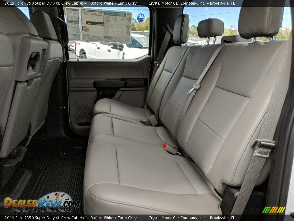 2019 Ford F350 Super Duty XL Crew Cab 4x4 Oxford White / Earth Gray Photo #10