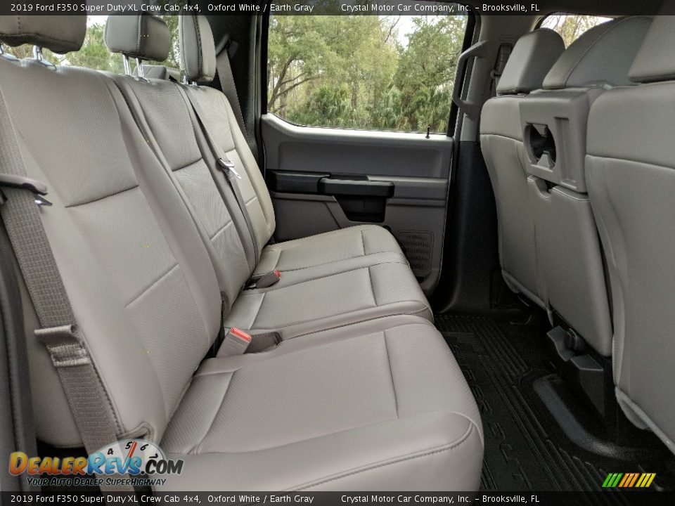 2019 Ford F350 Super Duty XL Crew Cab 4x4 Oxford White / Earth Gray Photo #11