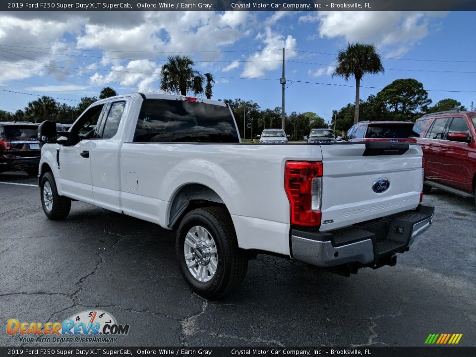 2019 Ford F250 Super Duty XLT SuperCab Oxford White / Earth Gray Photo #3